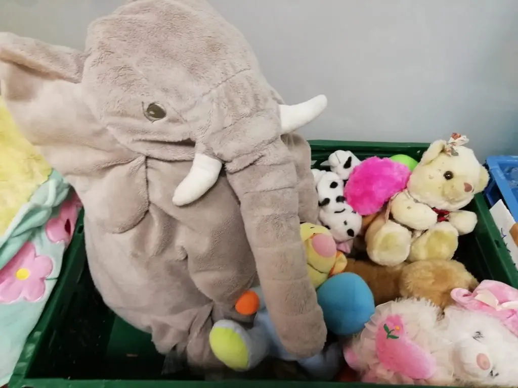 donación de juguetes para mares adolescentes  preinfant scaled