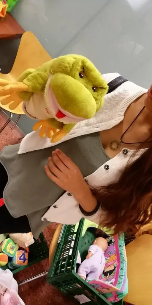 intercambios de ropa infantil y juguetes madres adolescentes